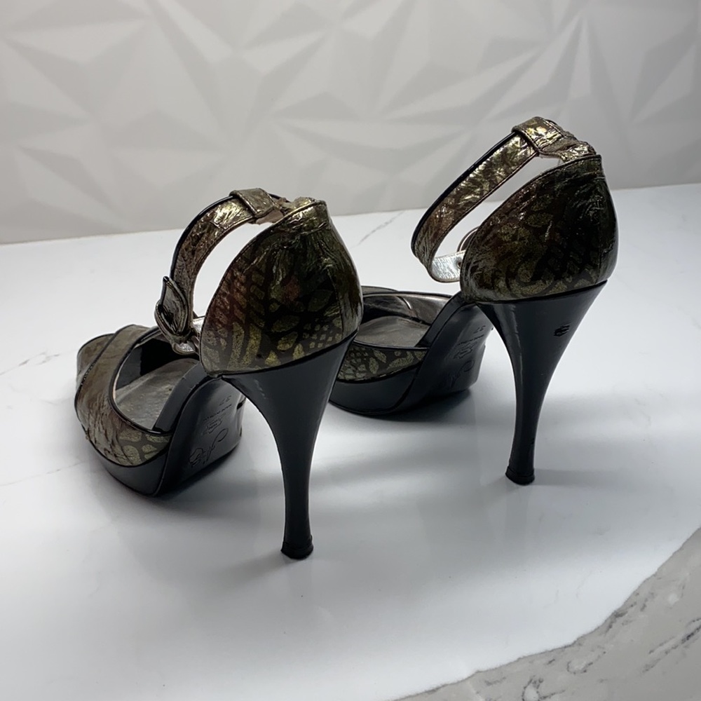 Angeleigh Anastasia High Heel - image 4